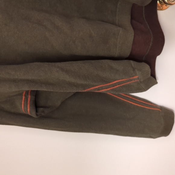 Tommy Bahama sweatshirt - Picture 2 of 5